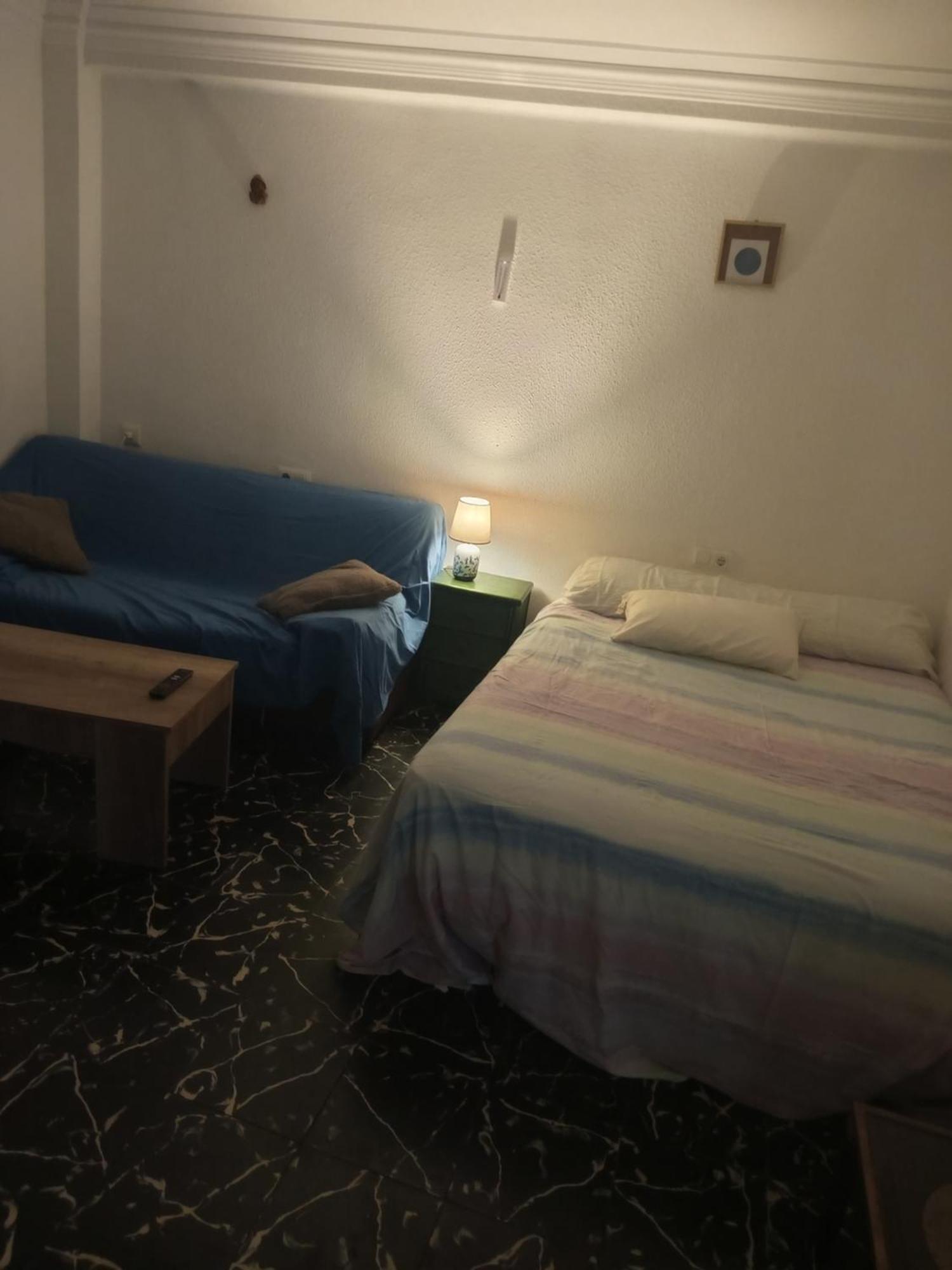 Habitaciones Comodas غانديا المظهر الخارجي الصورة