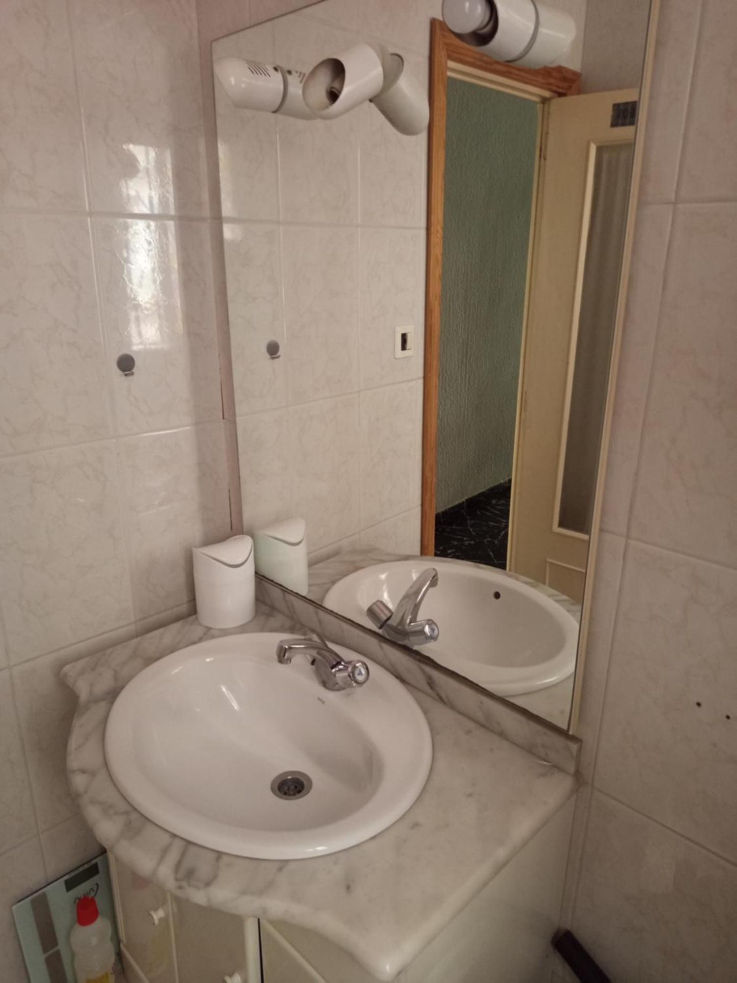 Habitaciones Comodas غانديا المظهر الخارجي الصورة